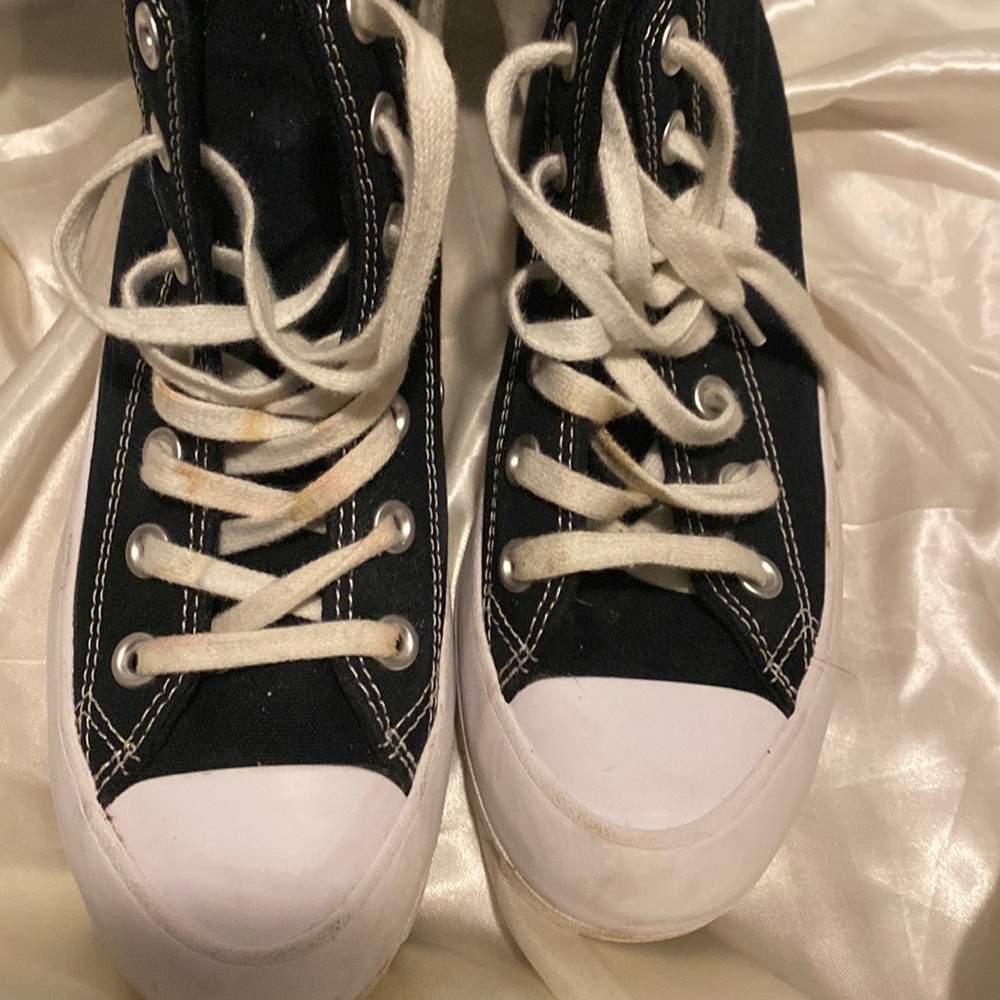 Women's Chuck Taylor All Star Lugged High Top Sneaker